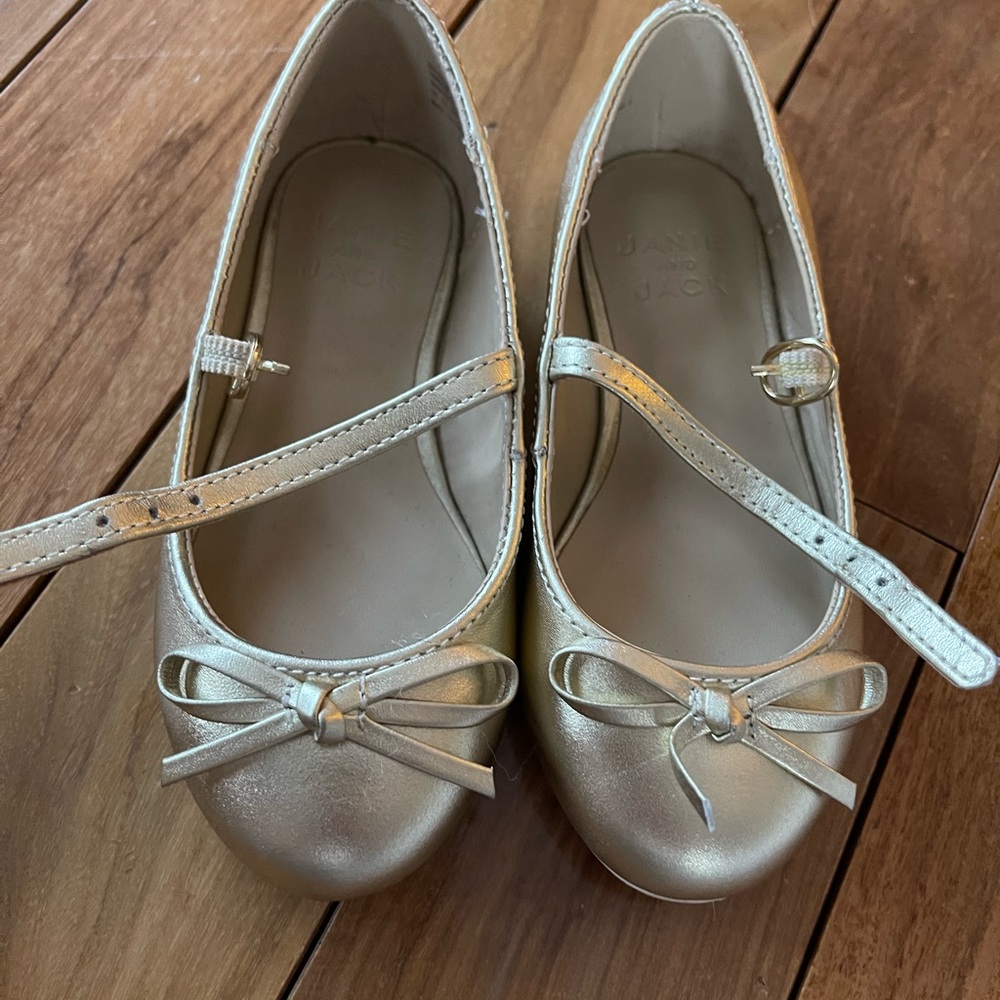 Janie & Jack Mary Jane shoes size 9